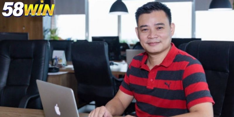 Ông luôn tiên phong trong việc áp dụng công nghệ cao vào nền tảng